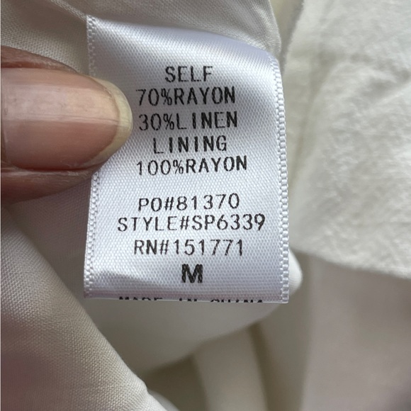 LE LIS | White Paper Bag Drawstring Shorts Sz M - Picture 8 of 8